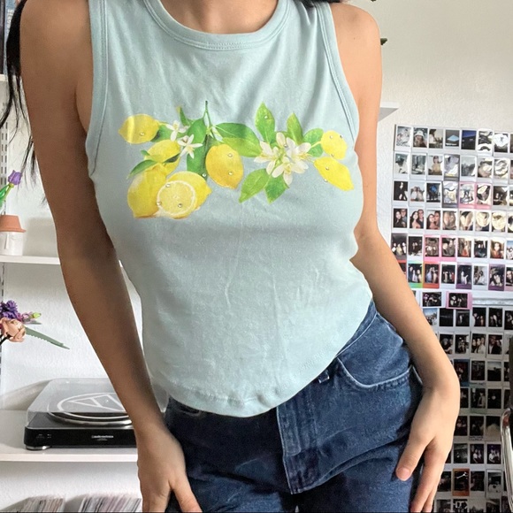 URBAN OUTFITTERS LEMON TIE CROP TOP - Picture 2 of 5